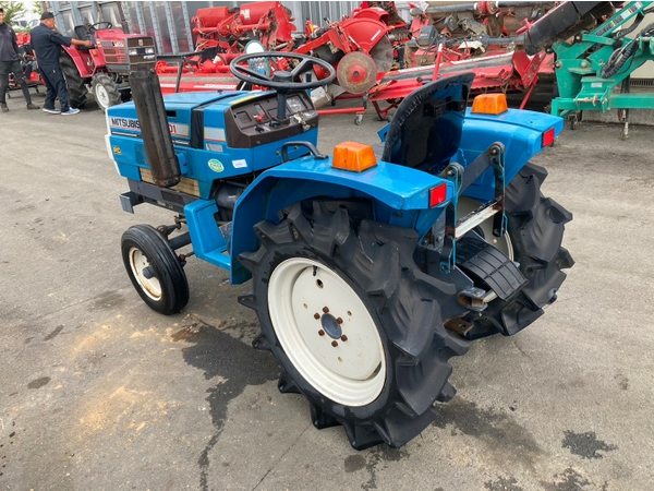 Tractors 三菱 - FARM MART