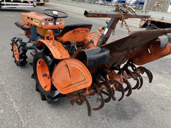 Tractors KUBOTA B7001D - FARM MART