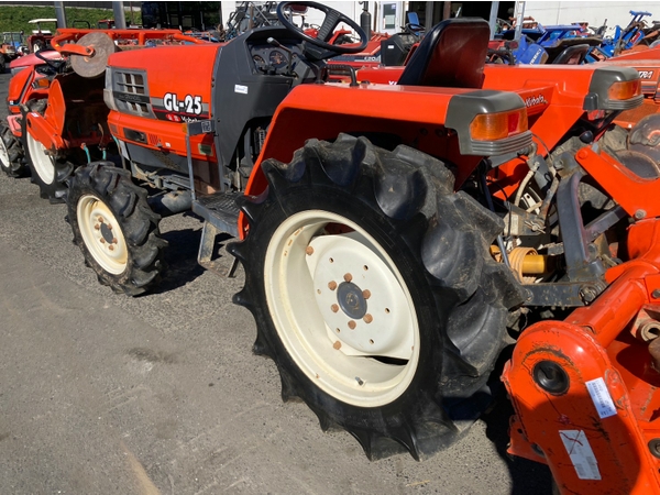 Tractors KUBOTA GL25 - FARM MART