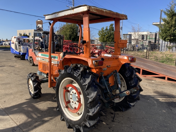 Tractors KUBOTA L1-38D - FARM MART