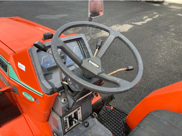 Tractors KUBOTA L1-265D - FARM MART