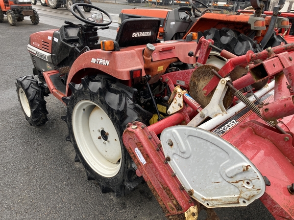 Tractors SHIBAURA P185F - FARM MART