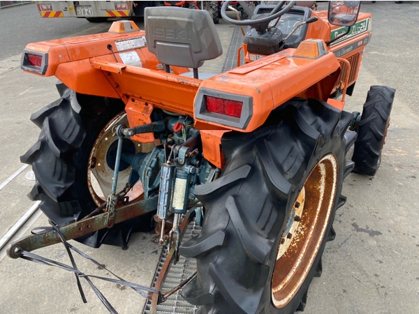 Tractors KUBOTA ZL1-245 - FARM MART