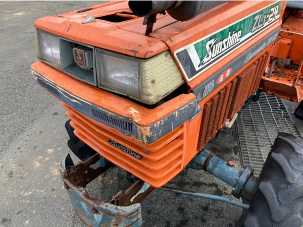 Tractors KUBOTA ZL1-245 - FARM MART