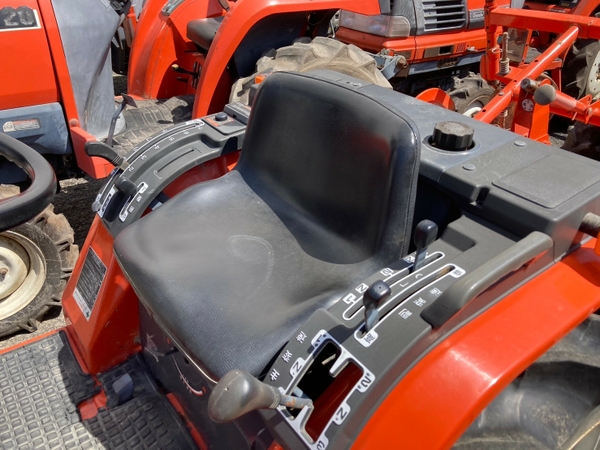 Tractors KUBOTA ASTE A-19 - FARM MART