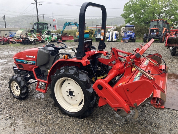 Af220 Machine Tractors YANMAR AF220 - FARM MART