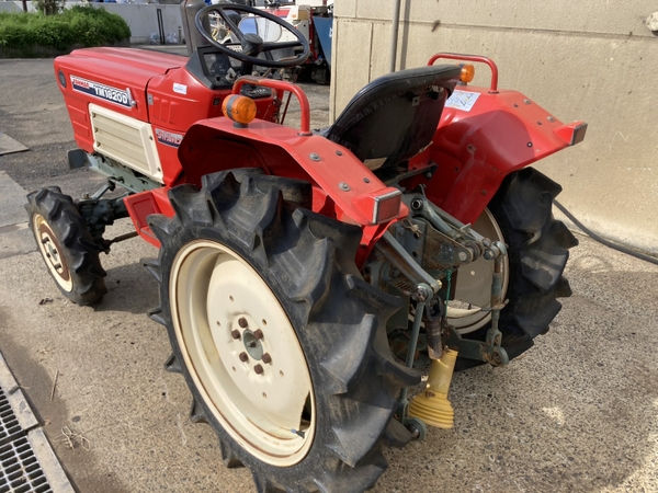 Tractors YANMAR YM1820D - FARM MART