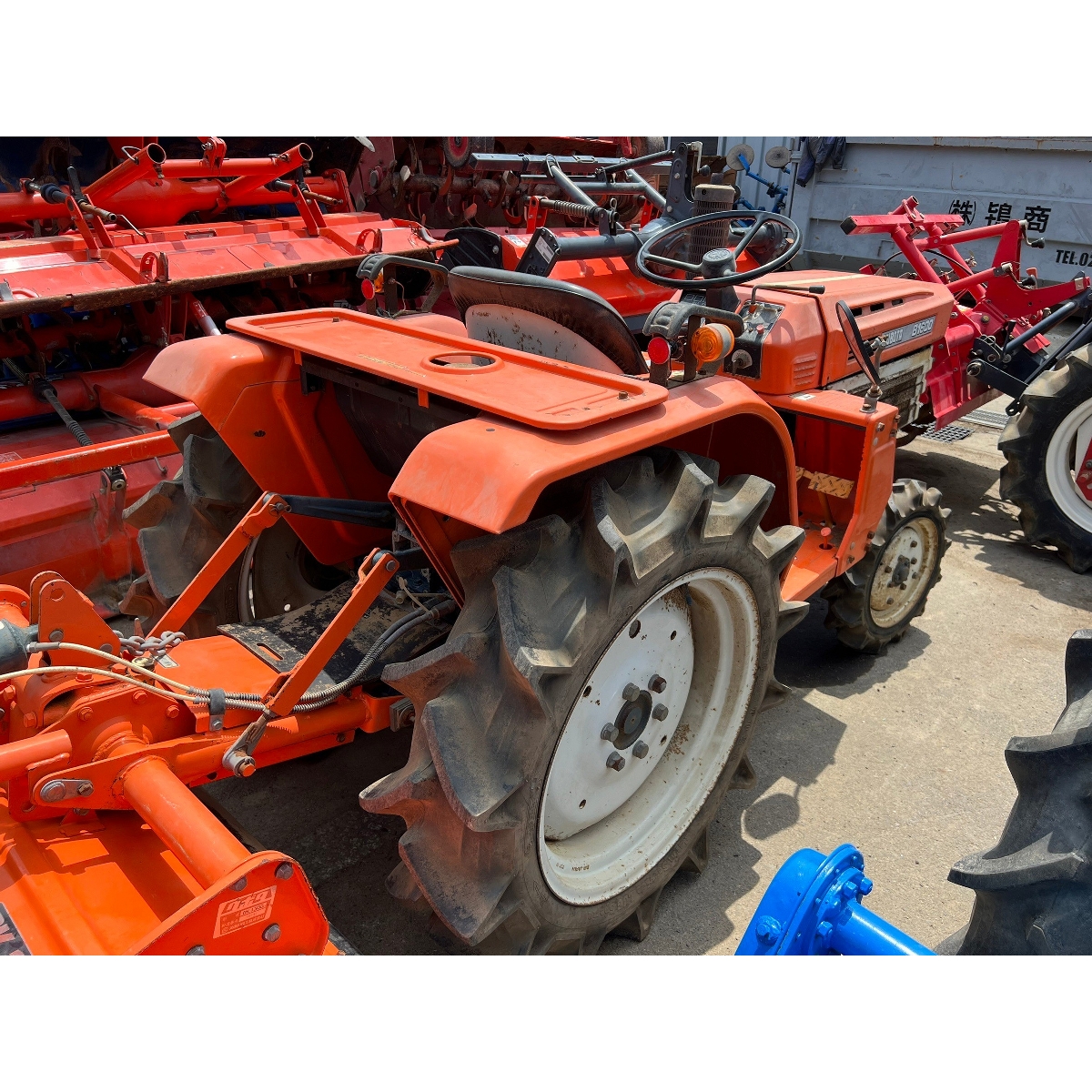 Tractors KUBOTA B1600 - FARM MART