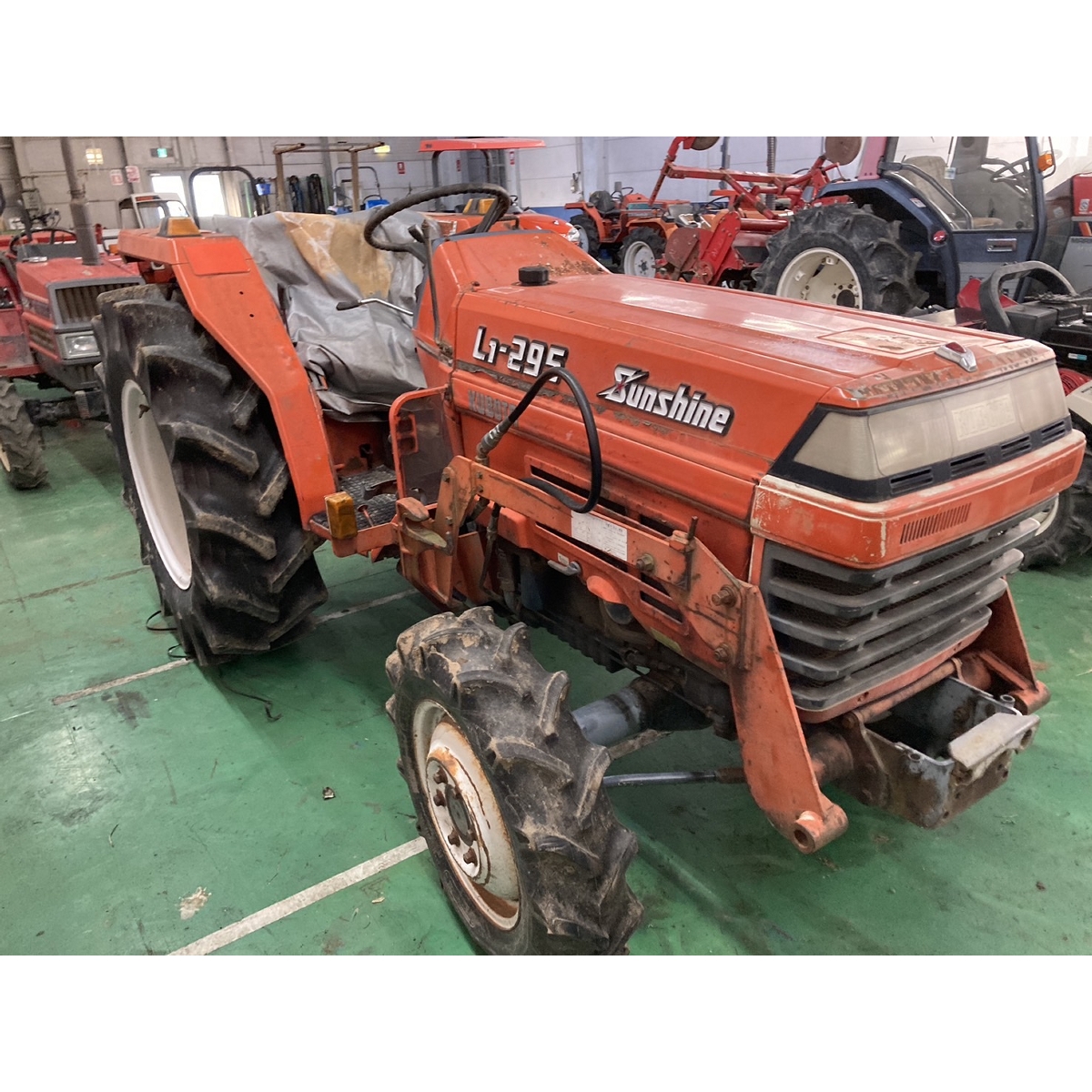 Tractors KUBOTA L1-295 - FARM MART