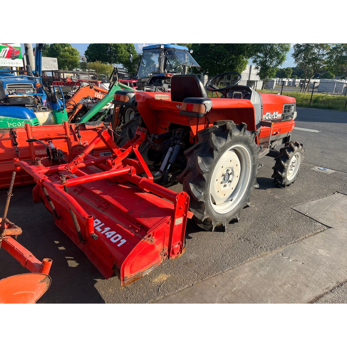 Tractors KUBOTA GL23 - FARM MART