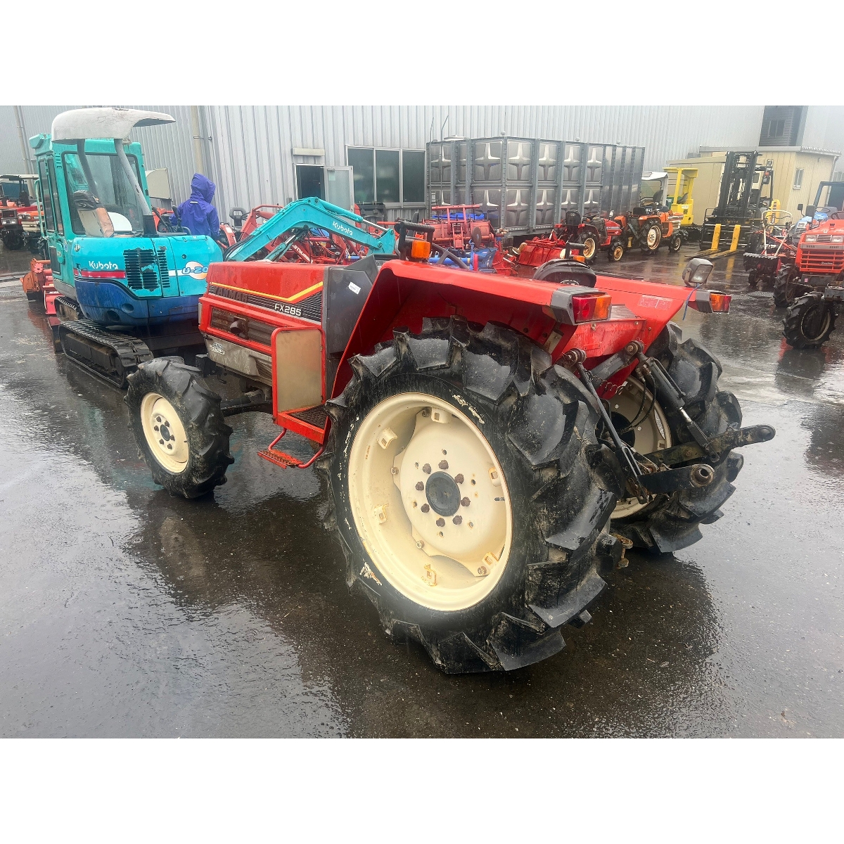 お得，限定SALE ヤンマー 28馬力 乗用トラクター 《 FX285D