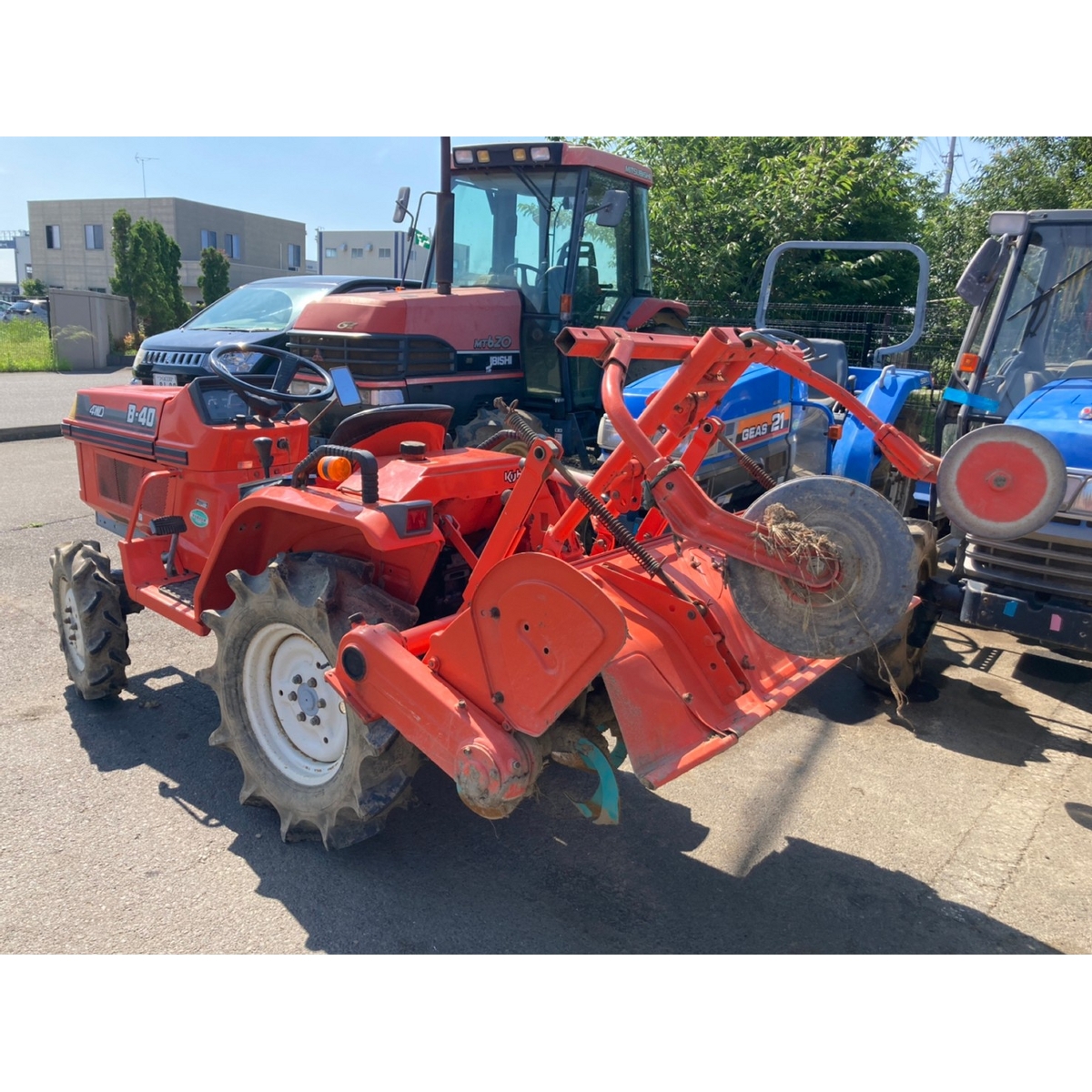 Tractors KUBOTA B40 - FARM MART