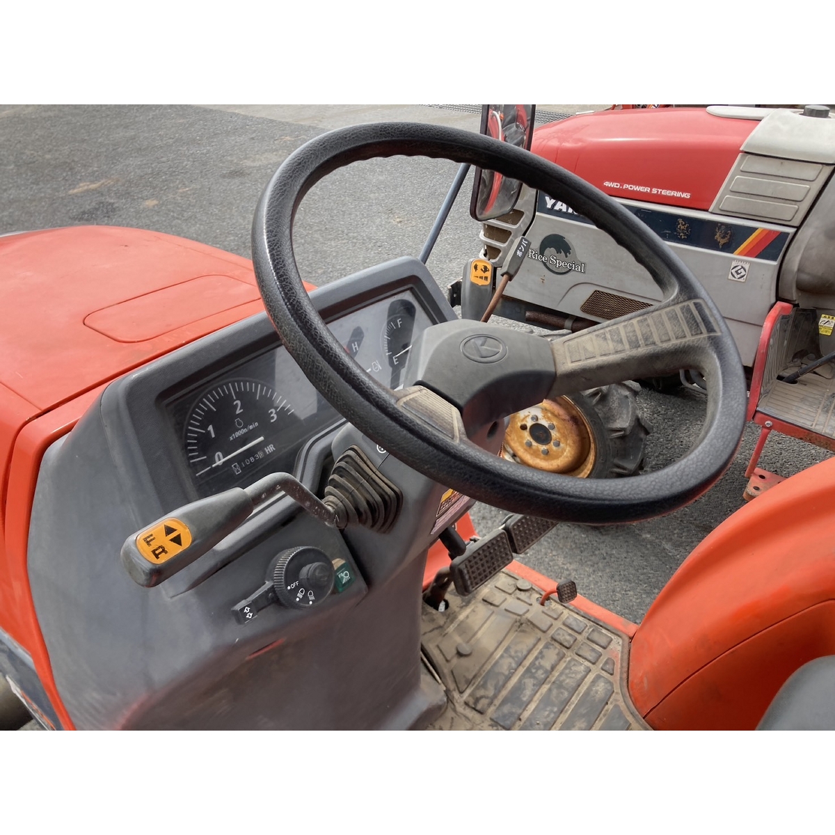 Kubota KT285