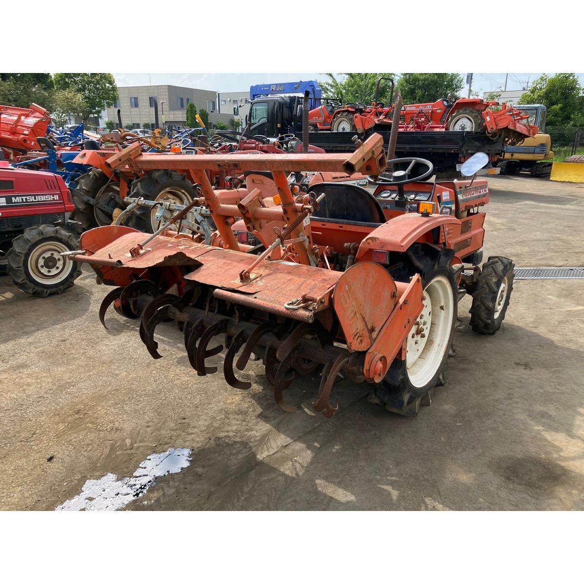 【驚きの値段で】 Tractors HINOMOTO E1804D - FARM MART 文化、民俗