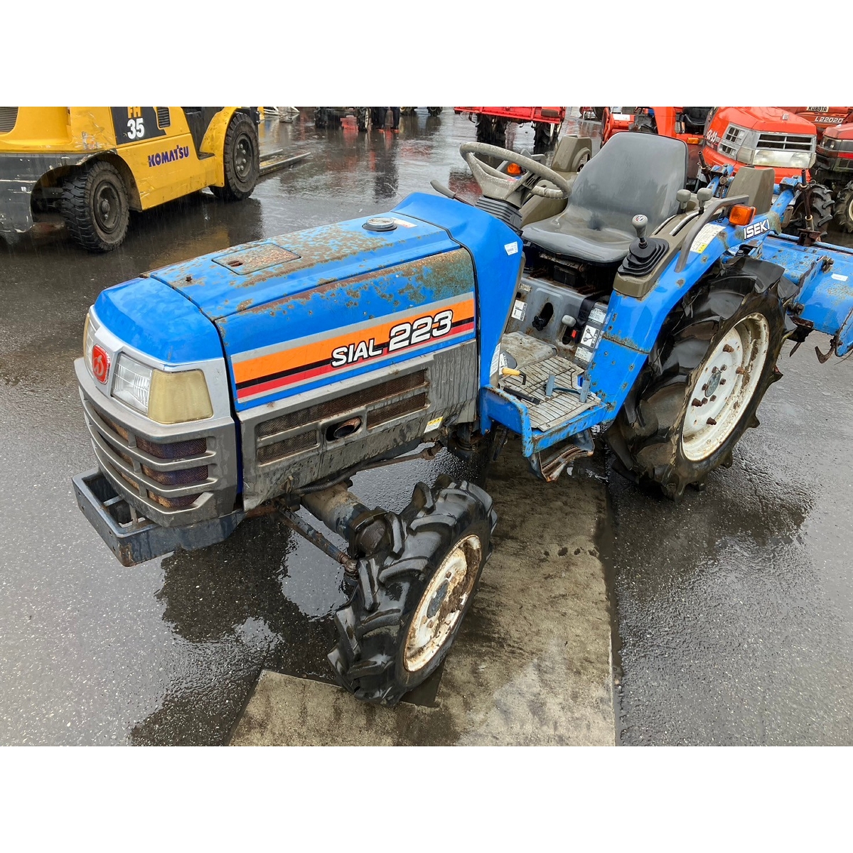 Tractors Iseki Tf223f - Farm Mart