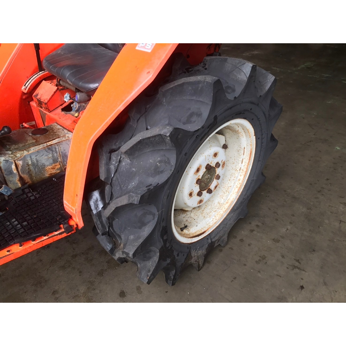 Tractors KUBOTA L1-265D - FARM MART