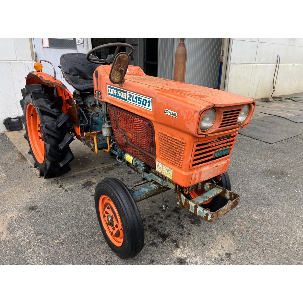 L1501DT トラクター 15PS オレンジ L1501DT トラクター 15PS オレンジ クボタ トラクター L1501 15馬力