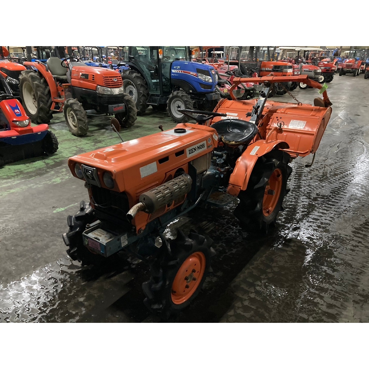 Tractors KUBOTA B7001 - FARM MART