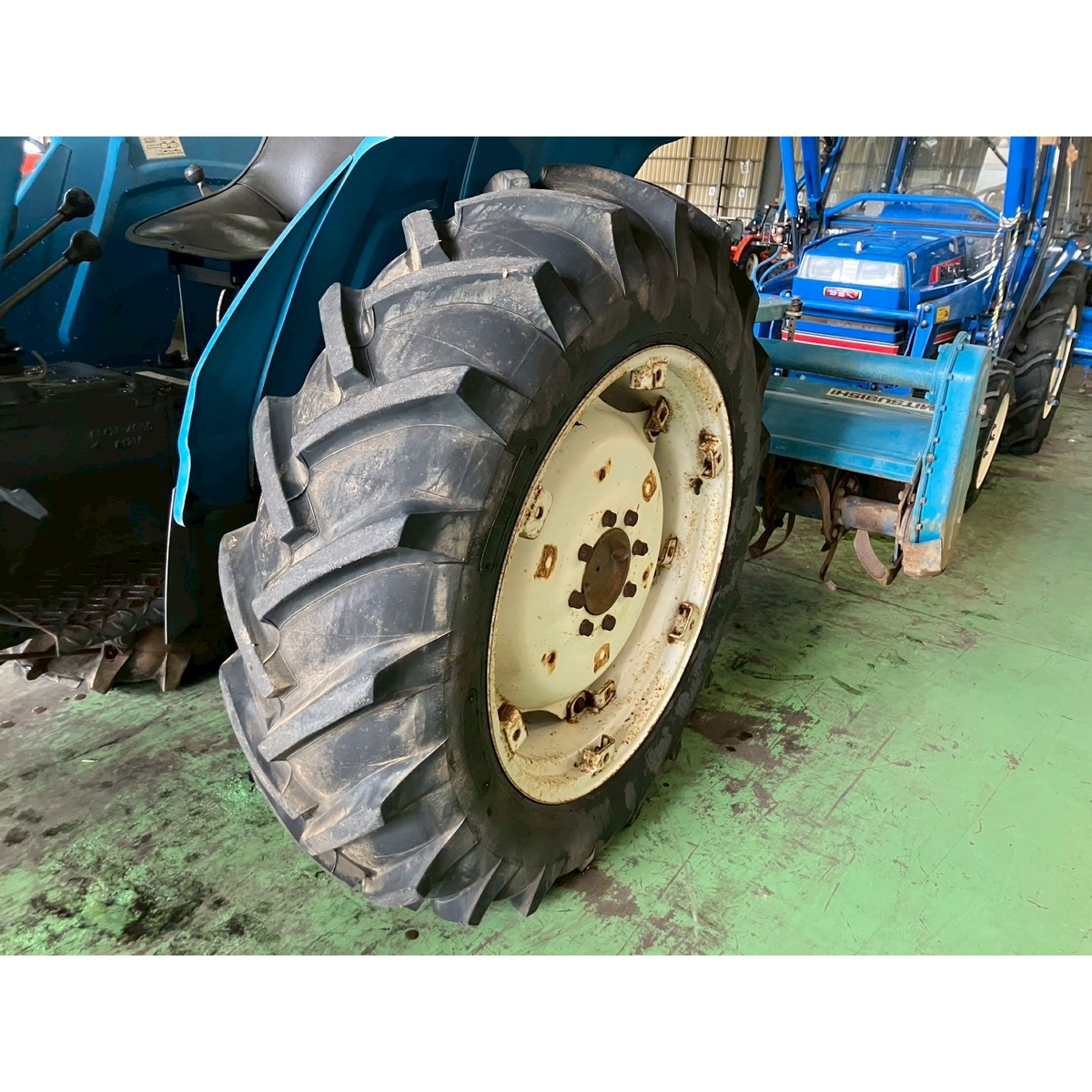 Tractors MITSUBISHI D3250 - FARM MART