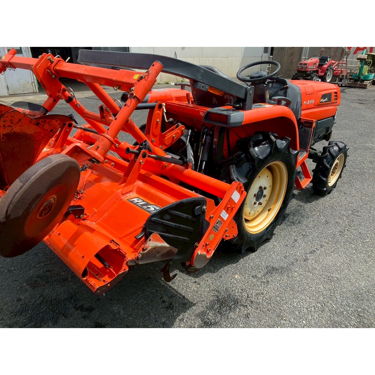 Kubota KL210
