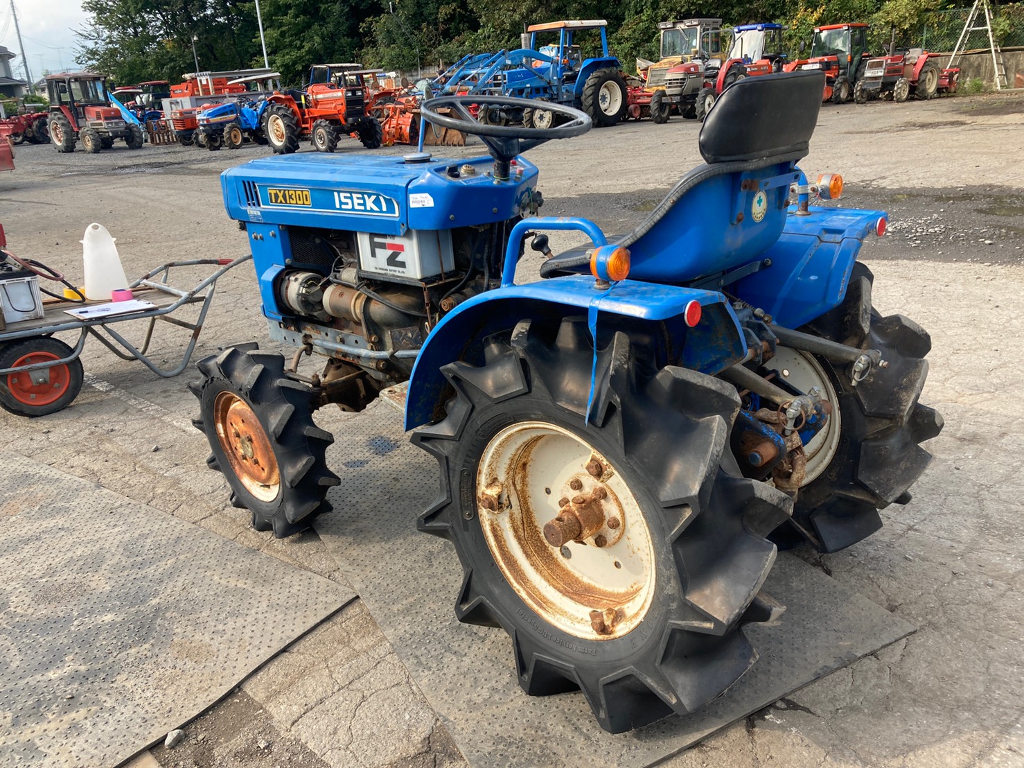 Tractors ISEKI TX1300F - FARM MART