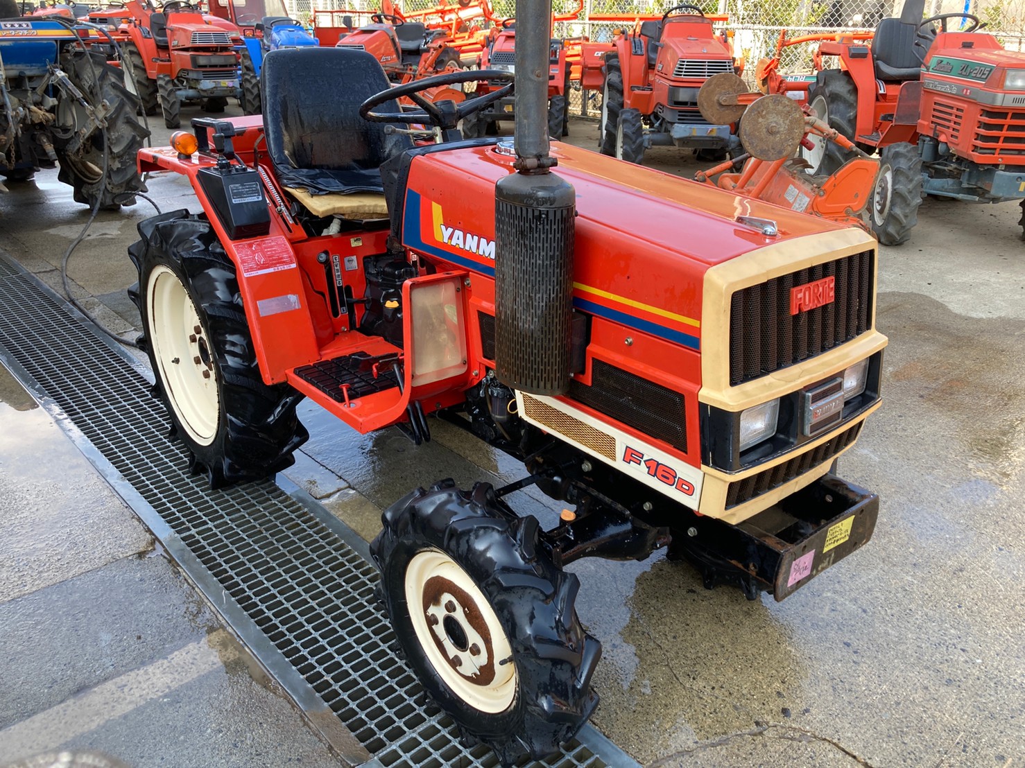 Tractors YANMAR F16D - FARM MART Tractors YANMAR F16D - FARM MART