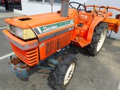 KUBOTA トラクター L1-18D