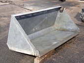 ISEKI トラクター T8010F