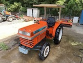 KUBOTA トラクター L1-225D