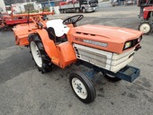 KUBOTA トラクター B1600S