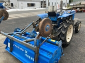 ISEKI トラクター TS2510F