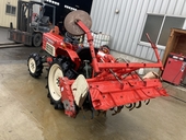 YANMAR トラクター YM2002D