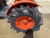 KUBOTA トラクター B7001D