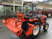 KUBOTA トラクター GB200