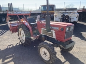 YANMAR トラクター YM2002D