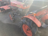 KUBOTA トラクター ZB7001