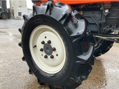 KUBOTA トラクター GB200