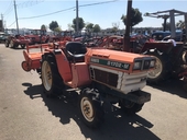 KUBOTA トラクター  B1702D