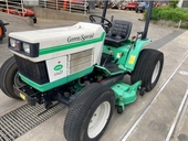  乗用草刈機 