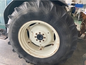 NEW HOLLAND トラクター TN65S