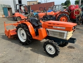 KUBOTA トラクター 