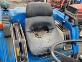 ISEKI トラクター TU220F