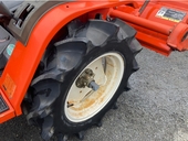 KUBOTA トラクター B52