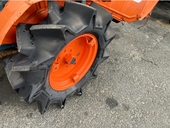 KUBOTA トラクター B7001