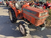 KUBOTA トラクター L1-245D