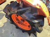 KUBOTA トラクター B7001D