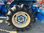 ISEKI トラクター TL3200F