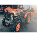 KUBOTA トラクター B7000D