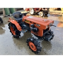 KUBOTA トラクター B7001D