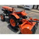KUBOTA トラクター B7000D
